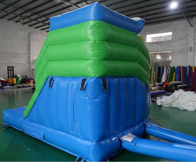 Crocodile Isle Inflatable bouncy slide 4